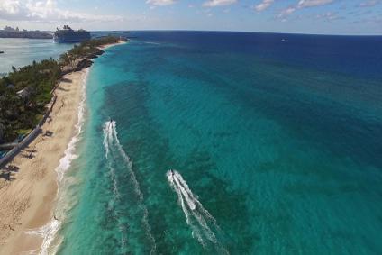 Bahamas Yacht Vacations - Jetski in Nassau - The Bahamas | YACHTICO.com Bahamas Yacht Vacations - Jetski in Nassau - The Bahamas | YACHTICO.com